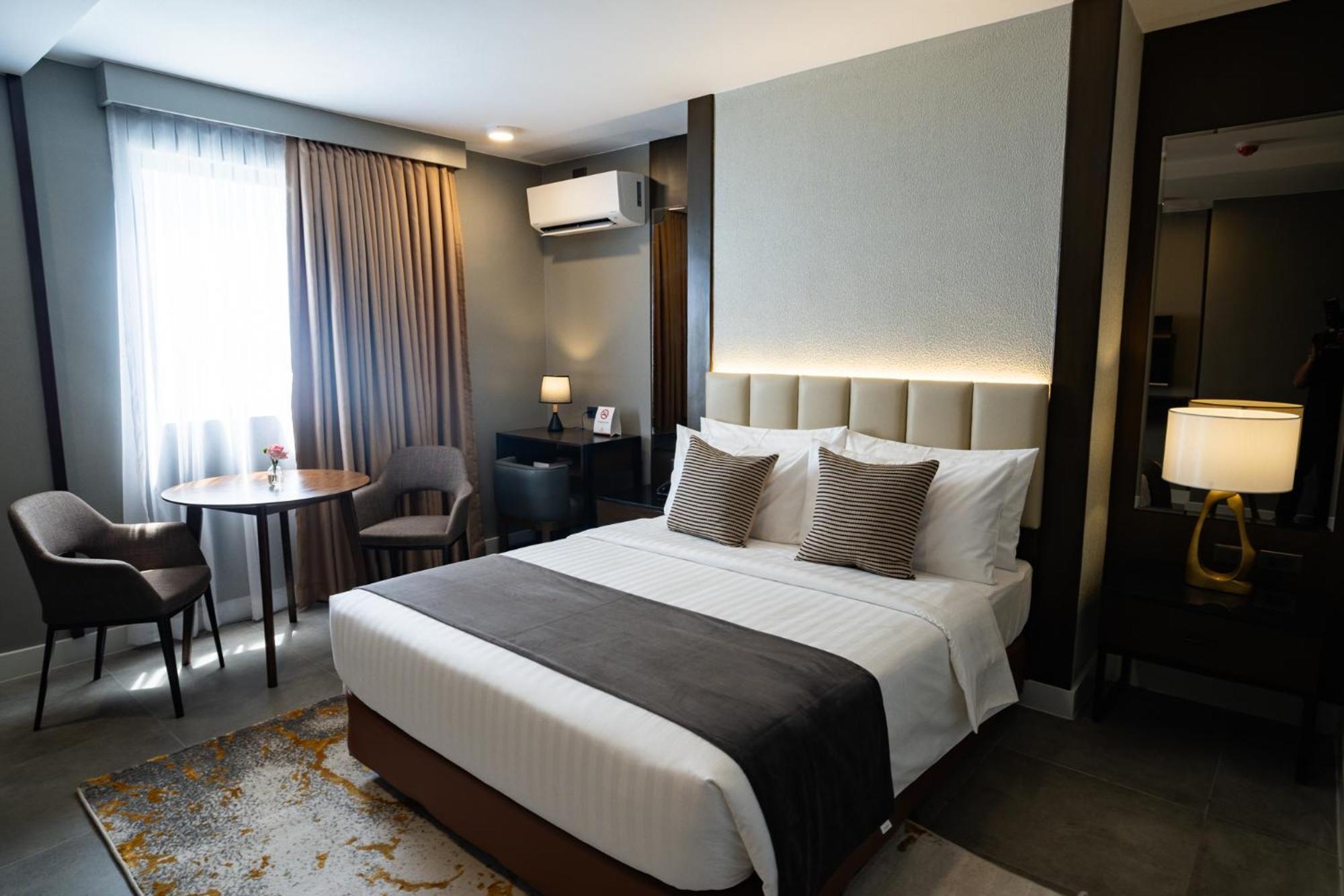 Amber Hotel - سيبو المظهر الخارجي الصورة