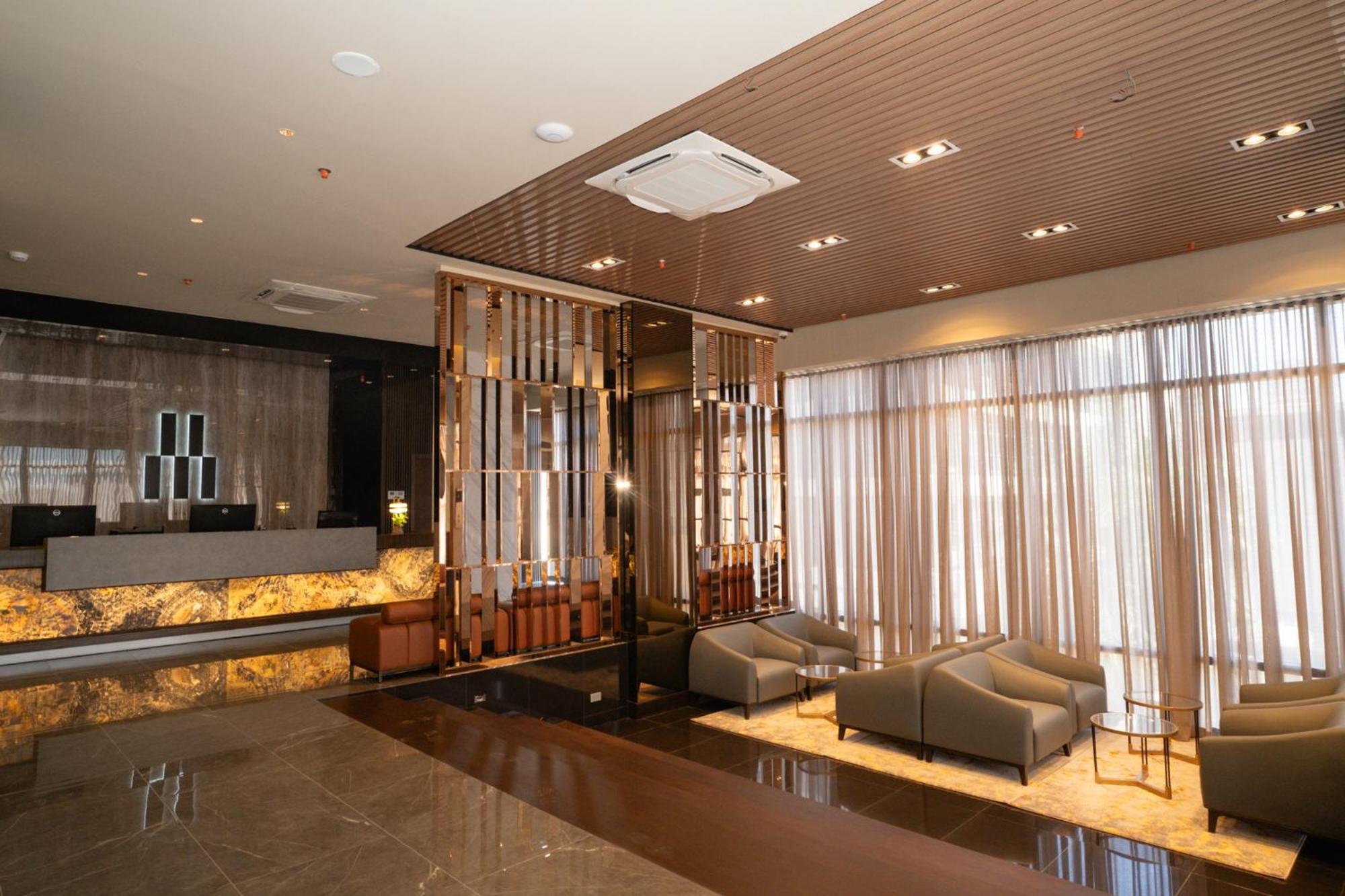 Amber Hotel - سيبو المظهر الخارجي الصورة