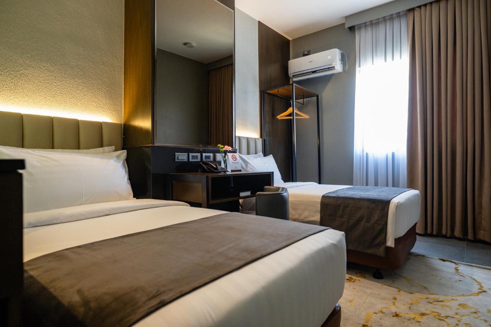Amber Hotel - سيبو المظهر الخارجي الصورة